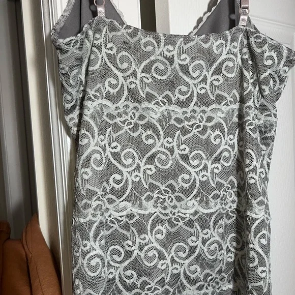 White House Black Market Charcoal Lace Blouse - Picture 4 of 6